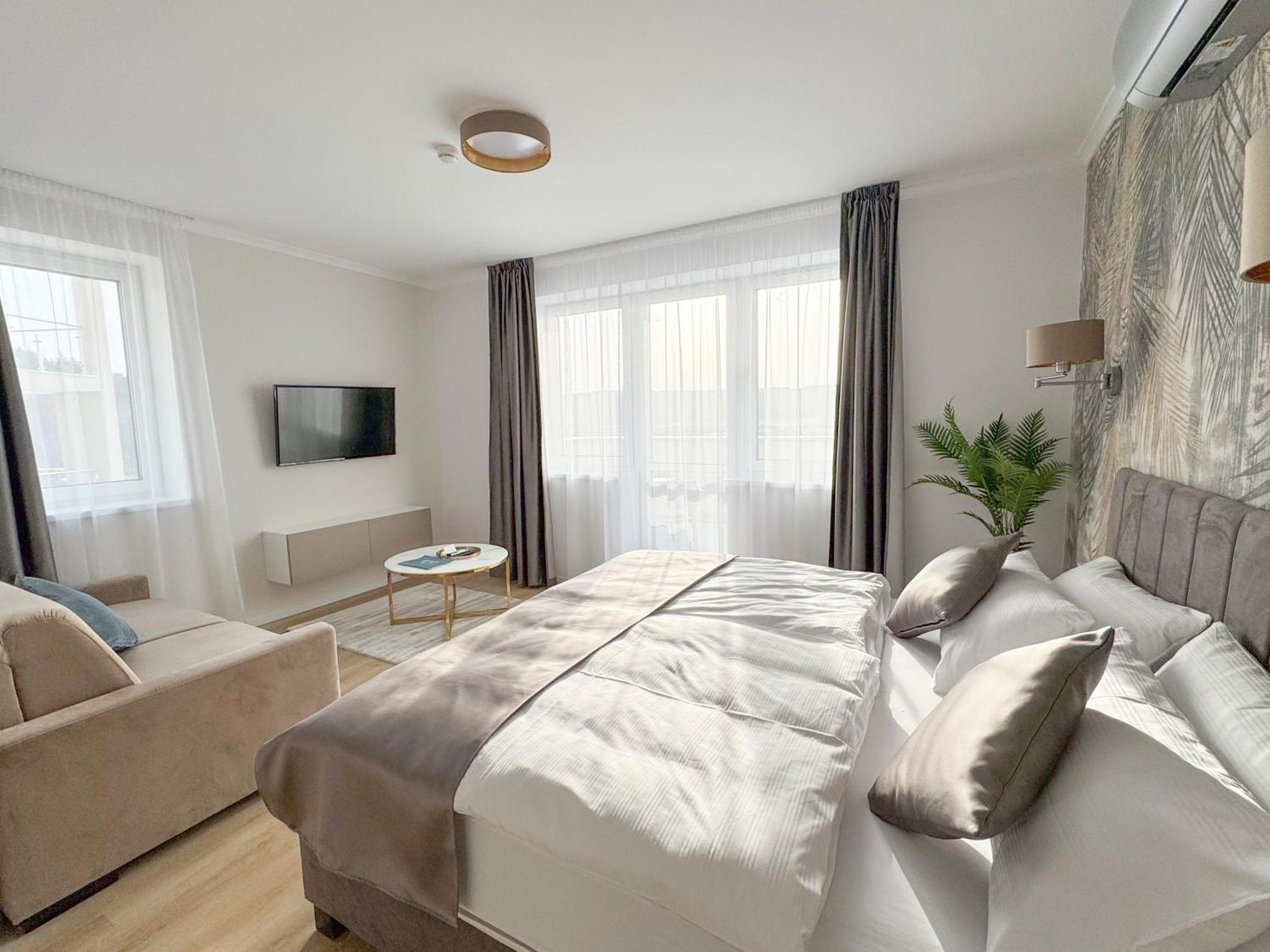 Salt Hill Premium Apartments エゲルサローク エクステリア 写真