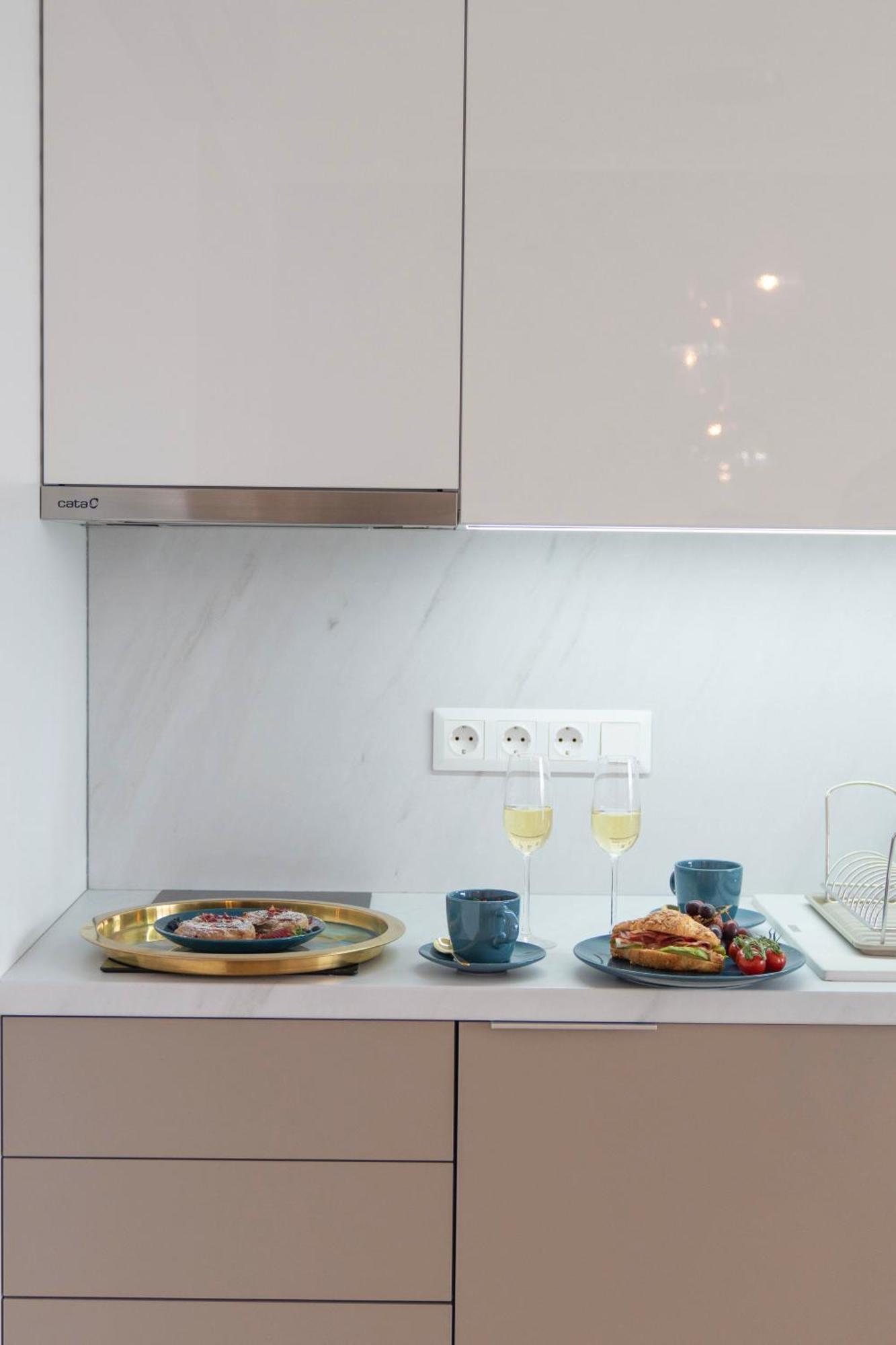 Salt Hill Premium Apartments エゲルサローク エクステリア 写真