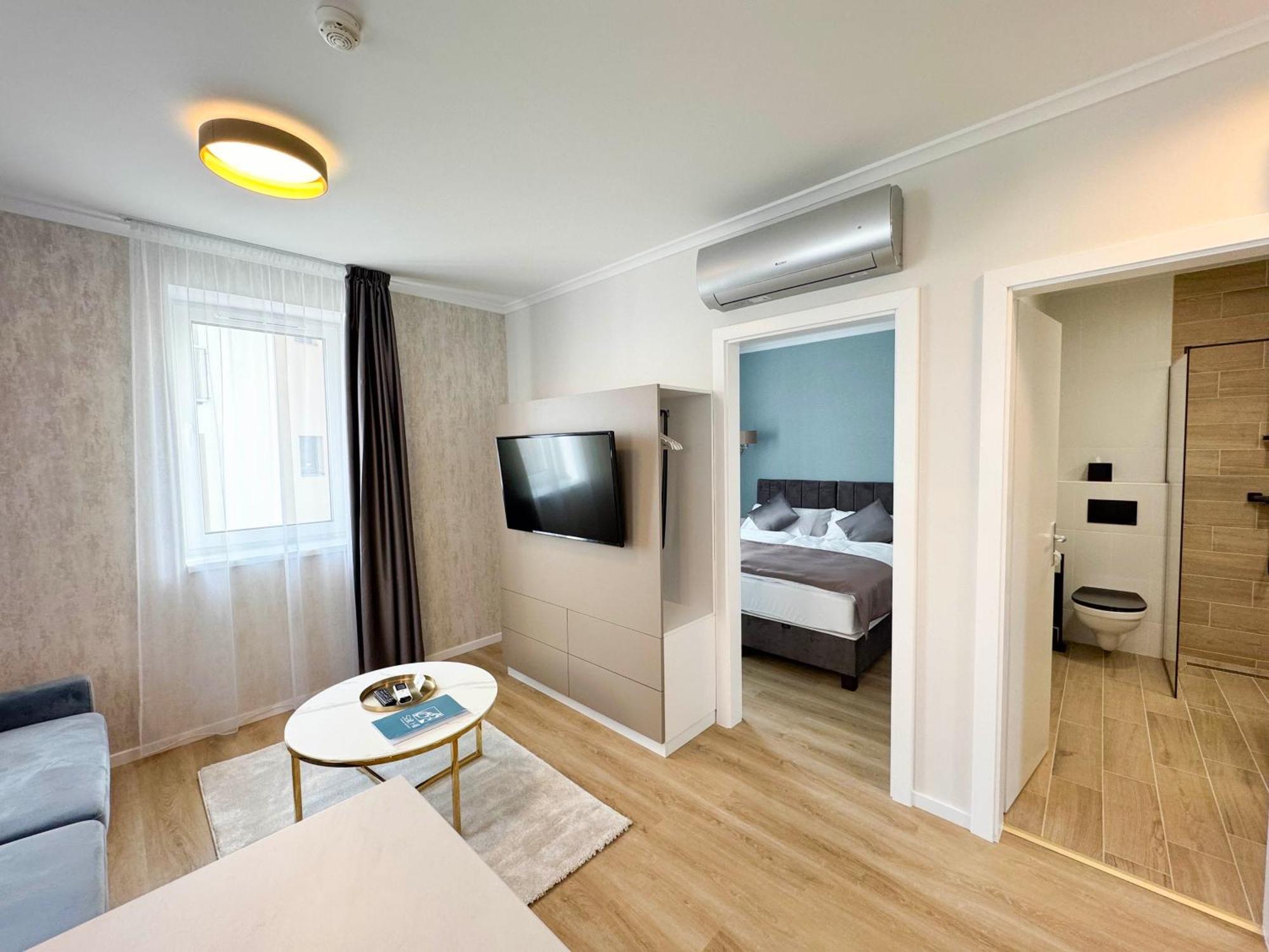 Salt Hill Premium Apartments エゲルサローク エクステリア 写真